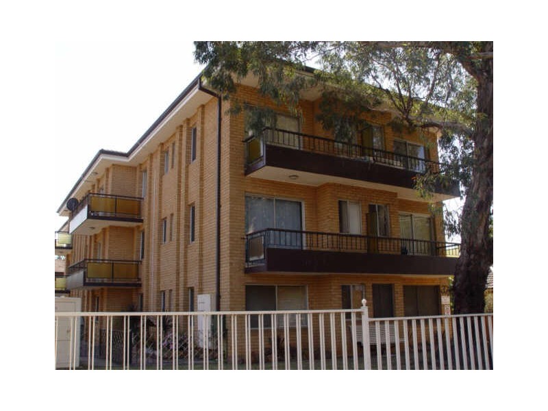 10/37 Calliope Street, Guildford NSW 2161