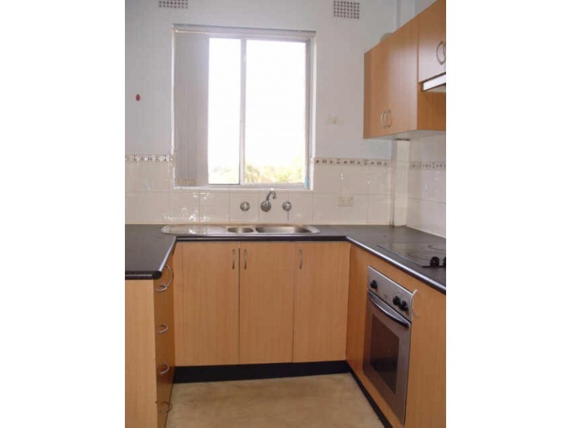 10/37 Calliope Street, Guildford NSW 2161