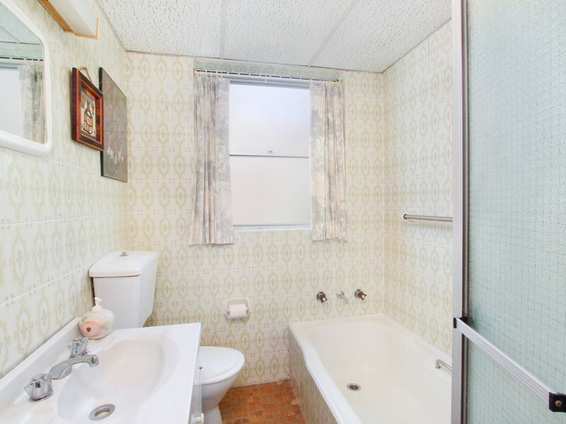 2/84 The Esplanade, Guildford NSW 2161