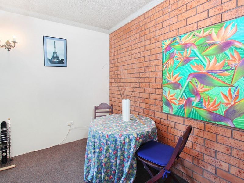 2/84 The Esplanade, Guildford NSW 2161