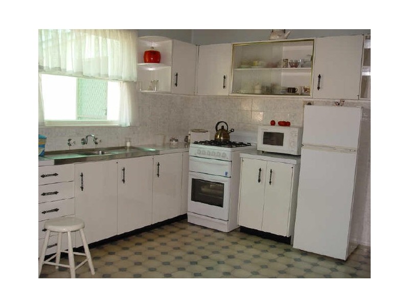 1 Regina Street, Guildford NSW 2161