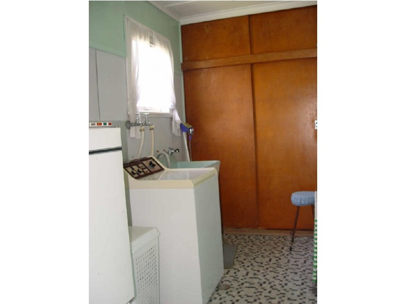 1 Regina Street, Guildford NSW 2161