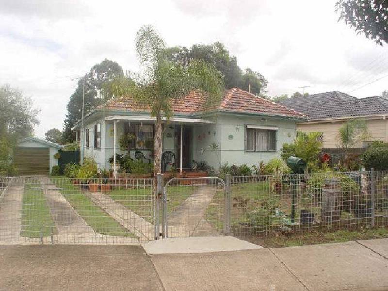 37 Broughton  Street, Old Guildford NSW 2161