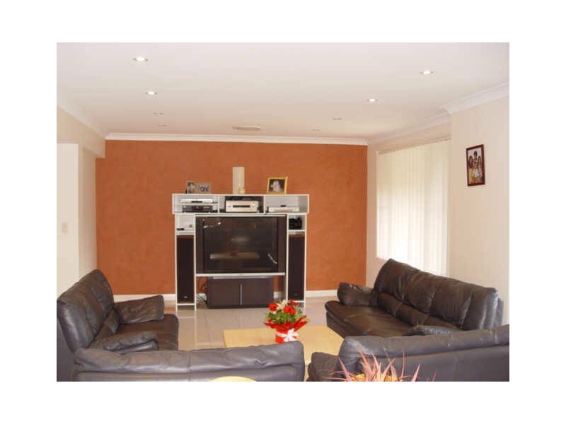 8 Altona Place, North Rocks NSW 2151