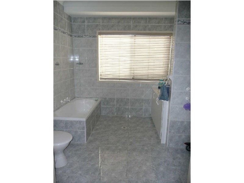 20 Trenton Road, Guildford NSW 2161