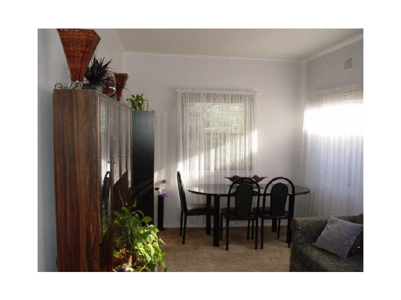 12 Chiltern Road, Guildford NSW 2161