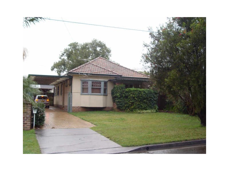 19 Dudley Road, Guildford NSW 2161
