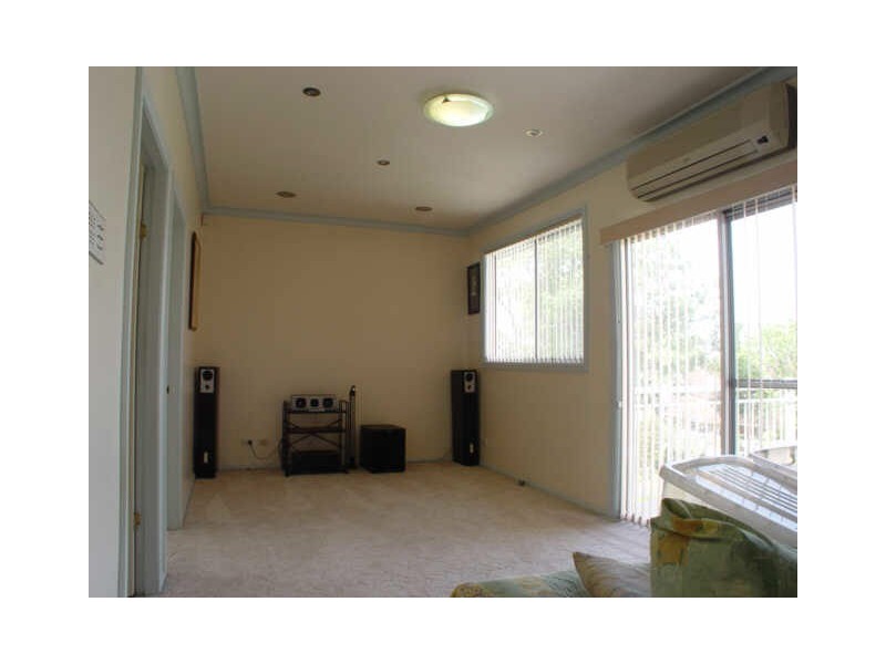 18 Robertson Street, Guildford West NSW 2161