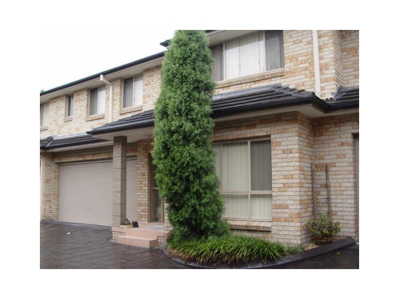 2/34 Henry Street, Guildford NSW 2161