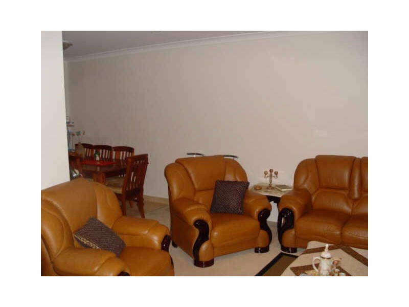 2/34 Henry Street, Guildford NSW 2161