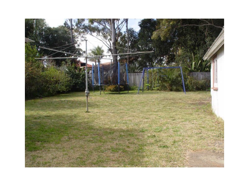 24 Tamplin Road, Guildford NSW 2161