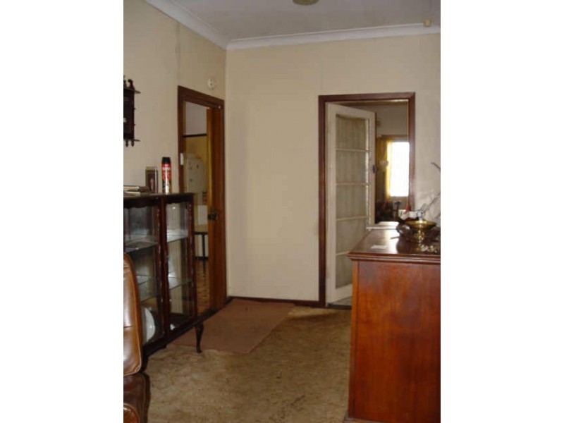 8 Albert Street, Guildford NSW 2161