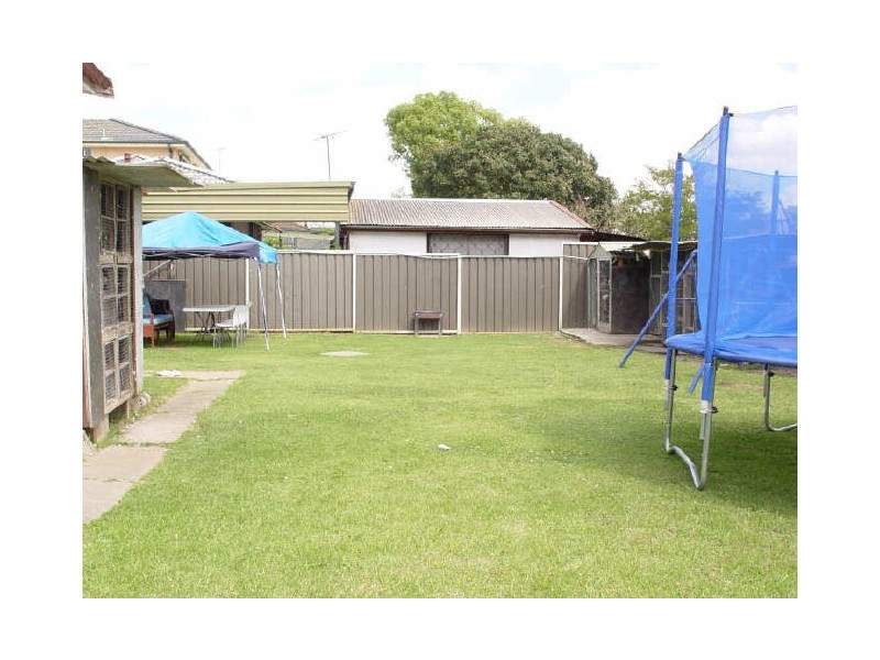 31 Caroline Street, Guildford NSW 2161