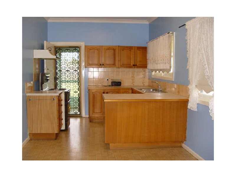 14 Chiltern Road, Guildford NSW 2161