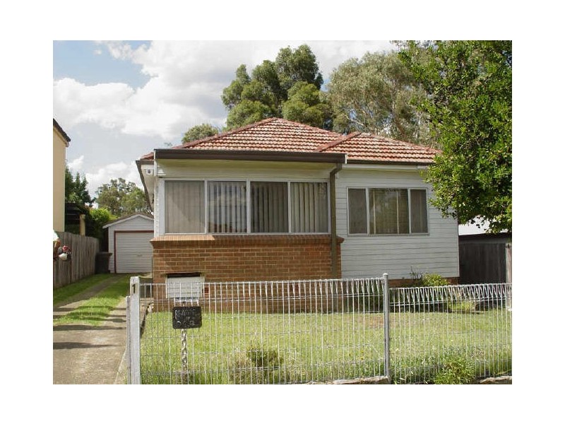 1 Donnelly Street, Guildford NSW 2161