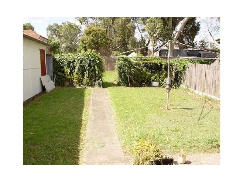 1 Donnelly Street, Guildford NSW 2161