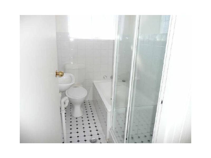 6/4 Calliope Street, Guildford NSW 2161