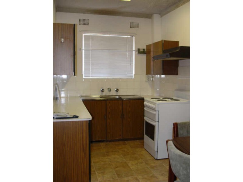 8/8 Calliope Street, Guildford NSW 2161