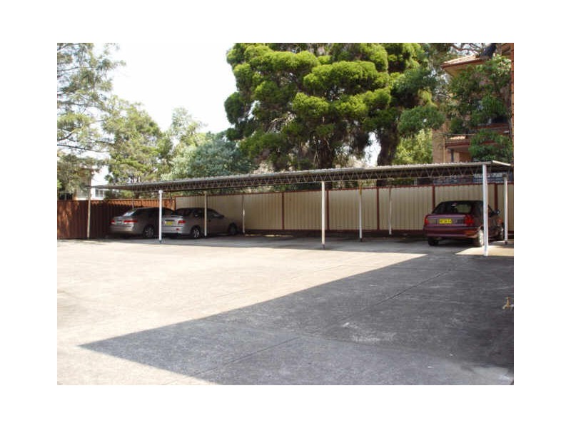 8/8 Calliope Street, Guildford NSW 2161