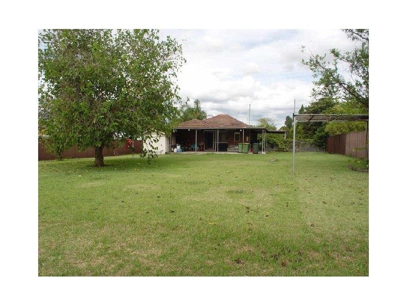 37 Marian St, Guildford NSW 2161