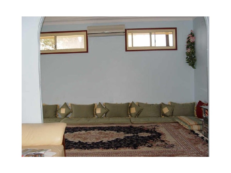 199 Fowler Rd, Guildford NSW 2161