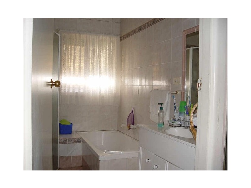 17 Hawksview Street, Merrylands NSW 2160