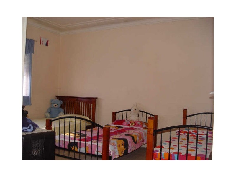 17 Hawksview Street, Merrylands NSW 2160