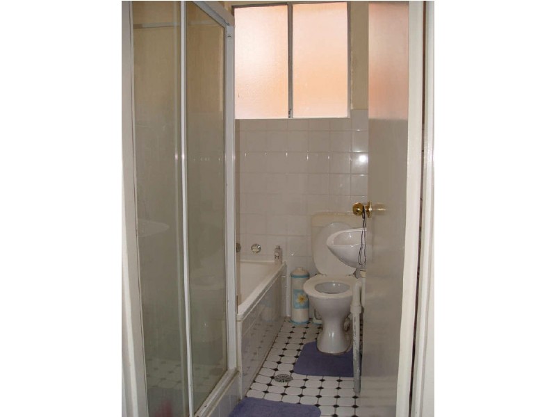 1/4 Calliope Street, Guildford NSW 2161