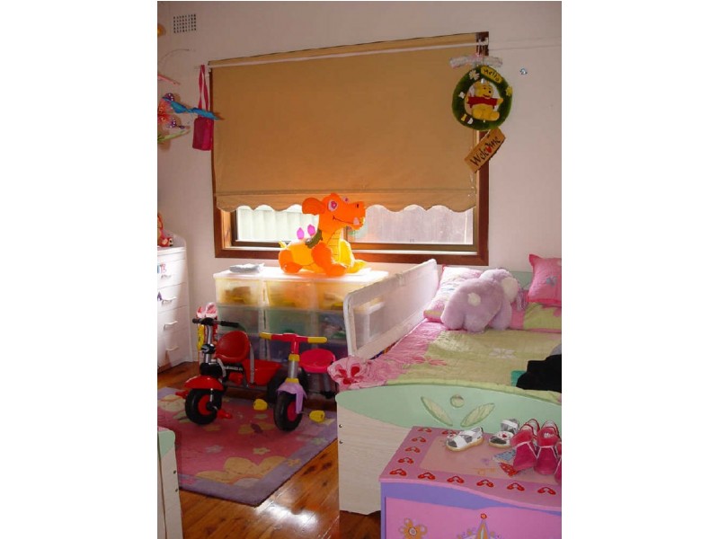 12 Tamplin Road, Guildford NSW 2161