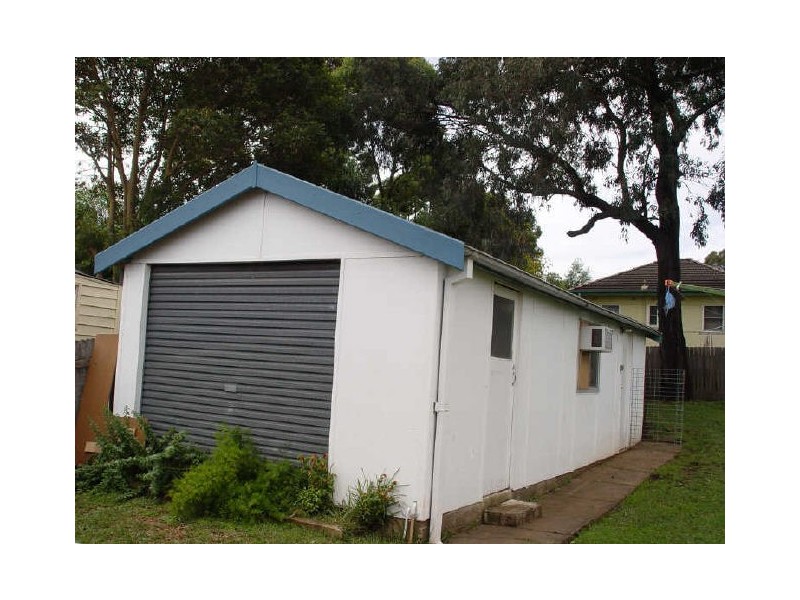 12 Tamplin Road, Guildford NSW 2161