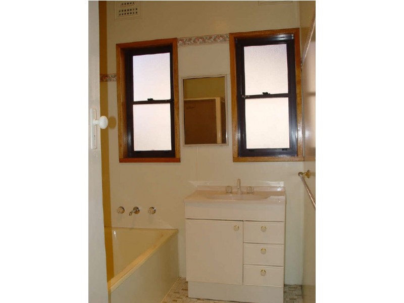 24 Cartwright Avenue, Merrylands NSW 2160