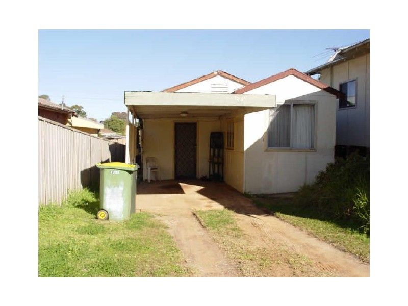 123 & 123a The Promenade, Guildford NSW 2161