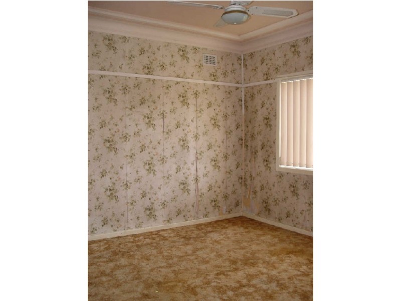 8 Badham Street, Merrylands NSW 2160