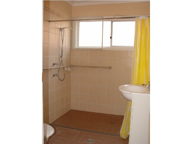 8 Badham Street, Merrylands NSW 2160