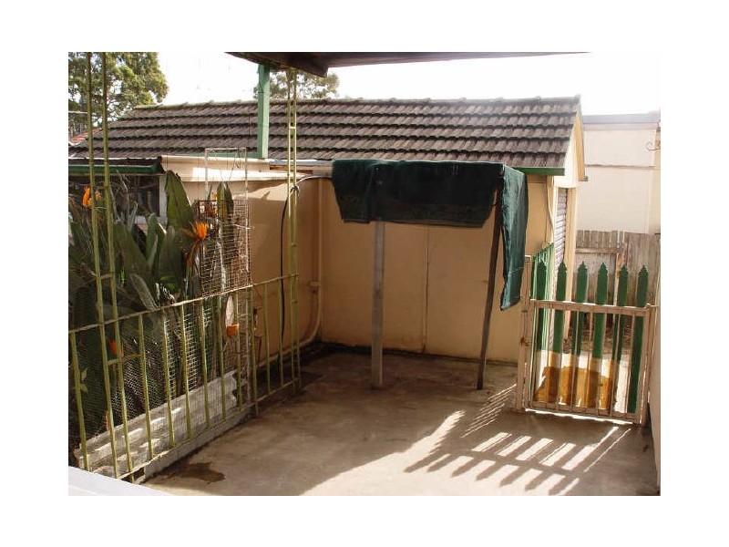 8 Badham Street, Merrylands NSW 2160