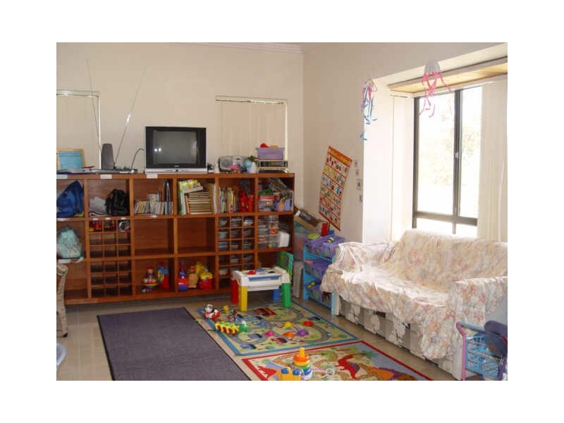 5 Dennistoun Ave, Guildford NSW 2161