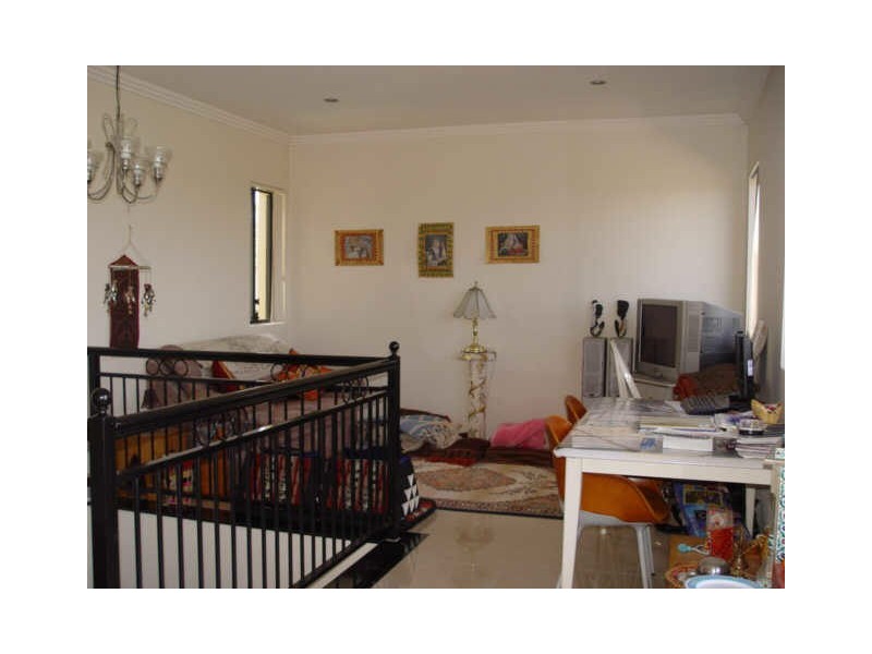 5 Dennistoun Ave, Guildford NSW 2161