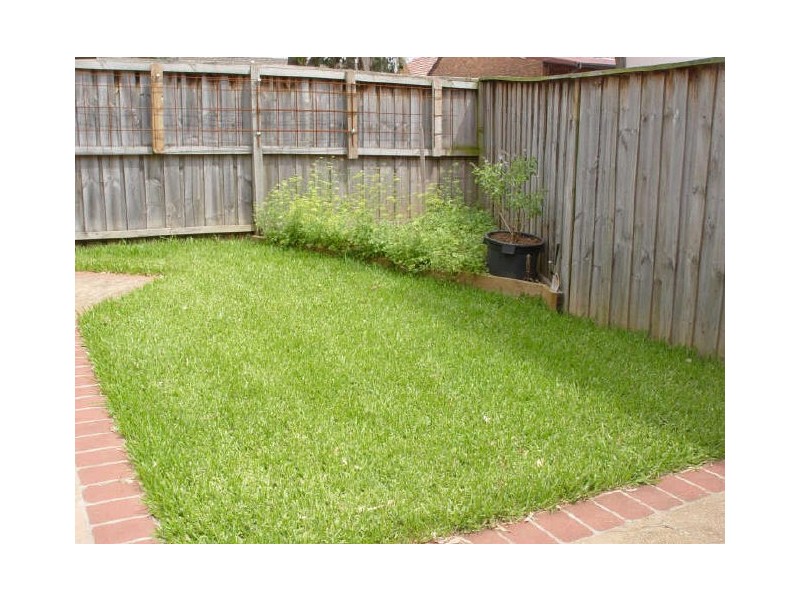 3/31 Holland Crescent, Casula NSW 2170