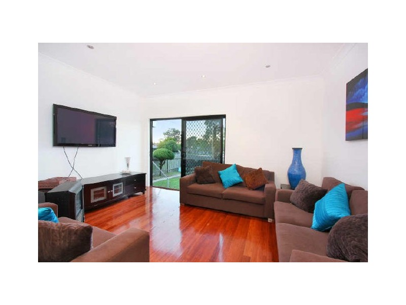 186 Railway Tce, Merrylands NSW 2160