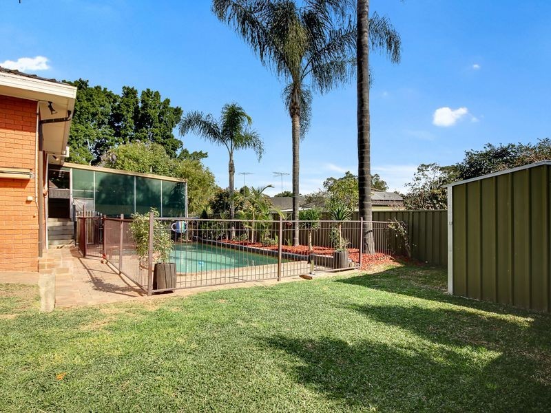 8 Poppy Place, Greystanes NSW 2145