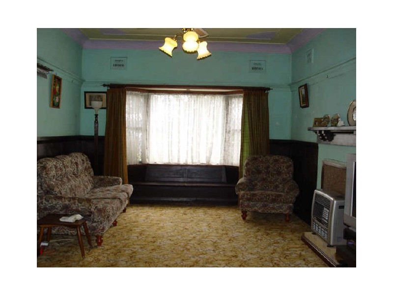 8 Trenton Road, Guildford NSW 2161