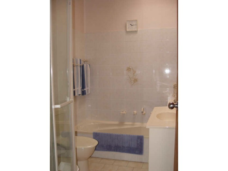 8 Olsen Street, Guildford NSW 2161