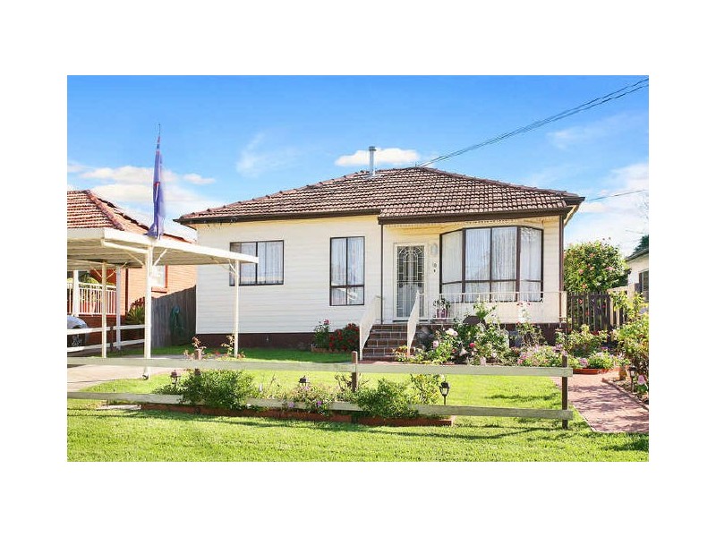 18 Hinchen Street, Guildford NSW 2161