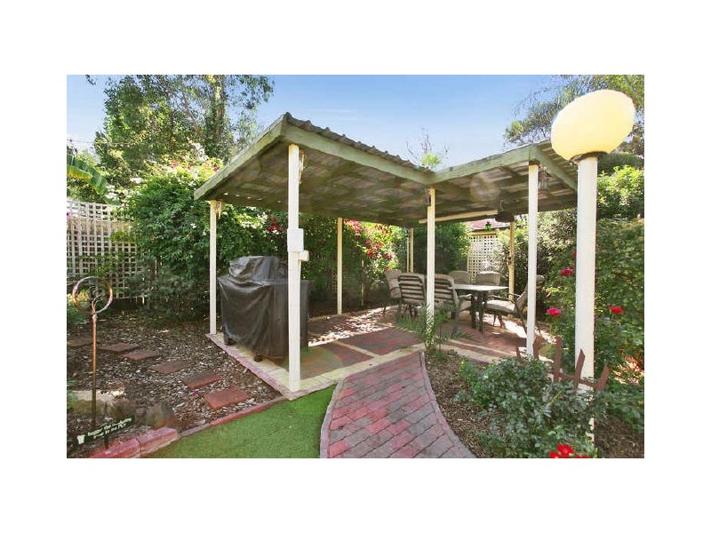 18 Hinchen Street, Guildford NSW 2161