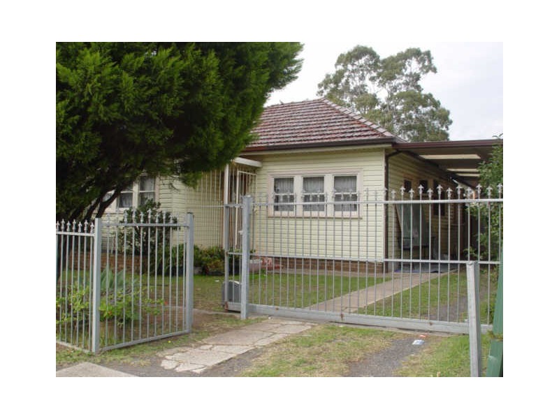 319 Woodville Road, Guildford NSW 2161