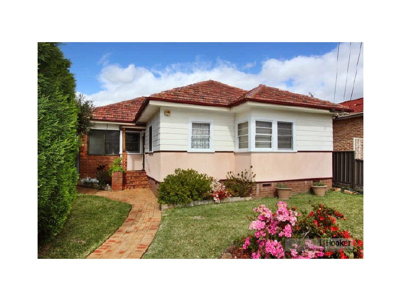 54 Mountford Ave, Guildford NSW 2161