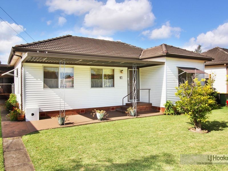 36 Leach Rd, Guildford NSW 2161
