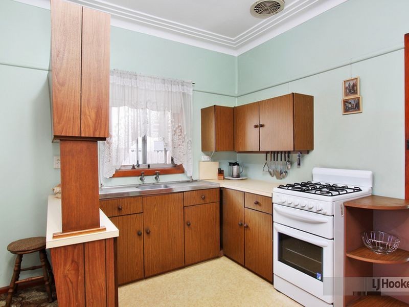 36 Leach Rd, Guildford NSW 2161