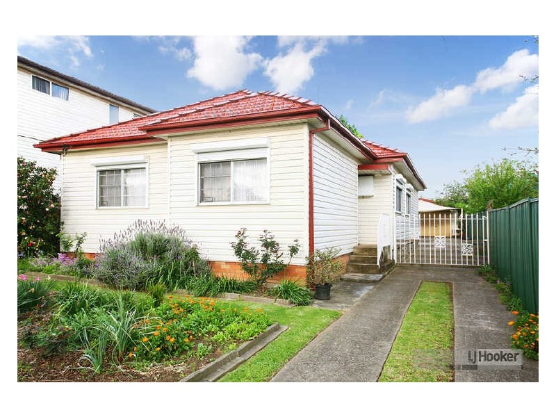 64 Byron Rd, Guildford NSW 2161