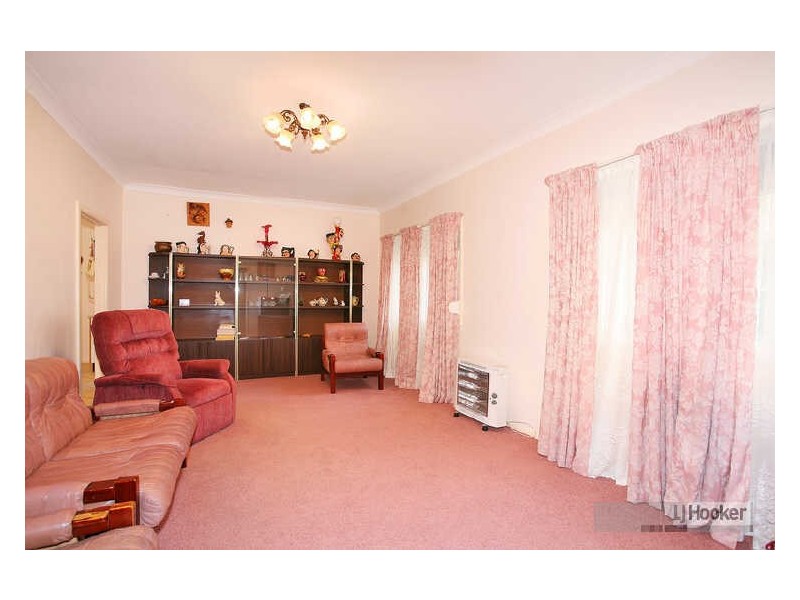 64 Byron Rd, Guildford NSW 2161